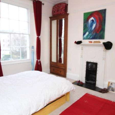 Stunning Arty Apartment In The Heart Of Clifton ブリストル エクステリア 写真